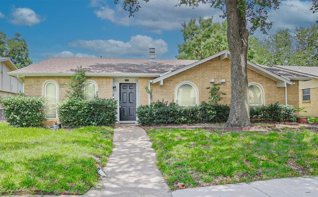 Building Photo - 4222 Foliage Dr