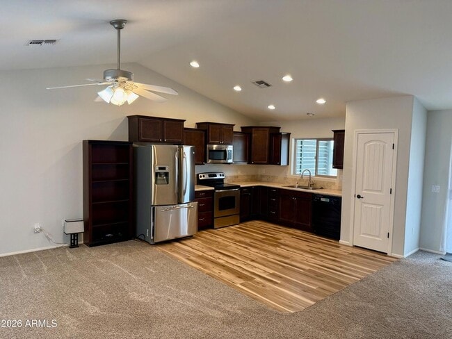 Photo - 2122 E Cloud Rd