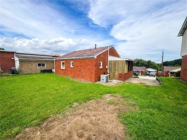 Photo - 125 Delrose Dr
