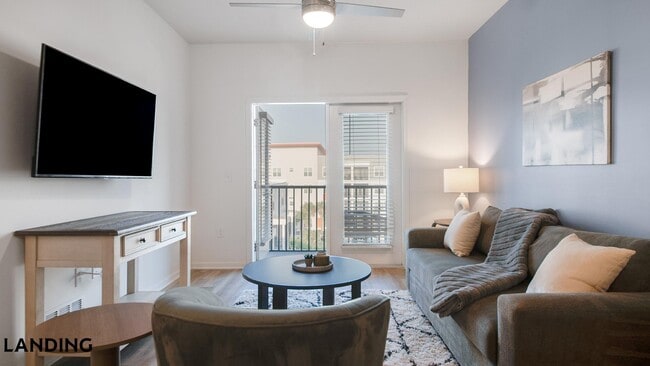 Building Photo - 4355 Tapestry Headwaters Dr Unit 4320-417