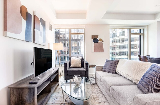 Building Photo - 131 Seaport Blvd Unit SI FL10-ID1039241P