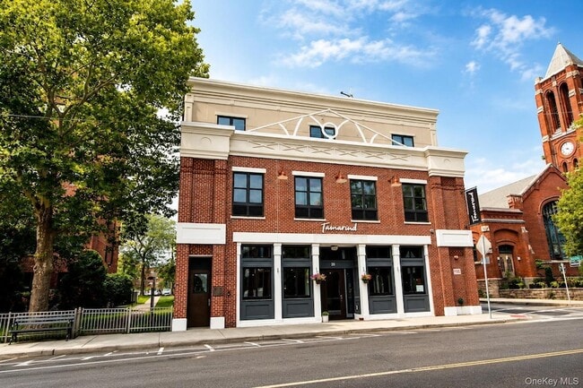 Building Photo - 20 S Broadway Unit 202