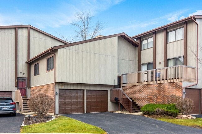 Photo - 73 Century Dr