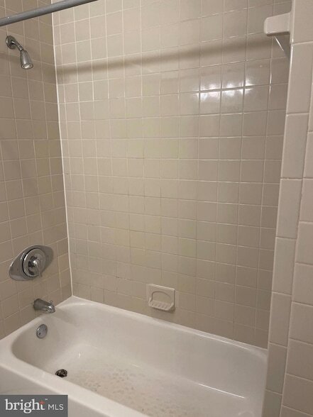 Photo - 10401 Grosvenor Pl Unit 328