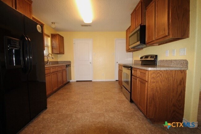 Photo - 3003 Tarrant County Dr