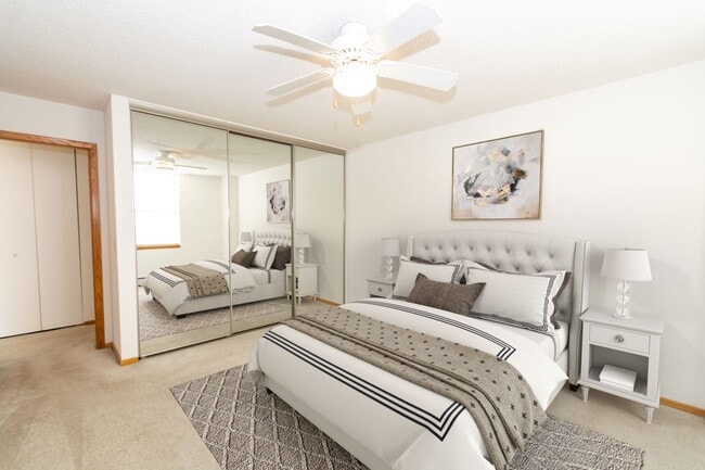 Photo - Kenwood Gables