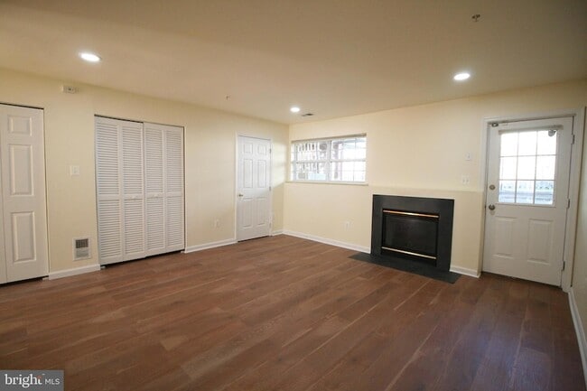 Photo - 4158 Brown Bark Cir