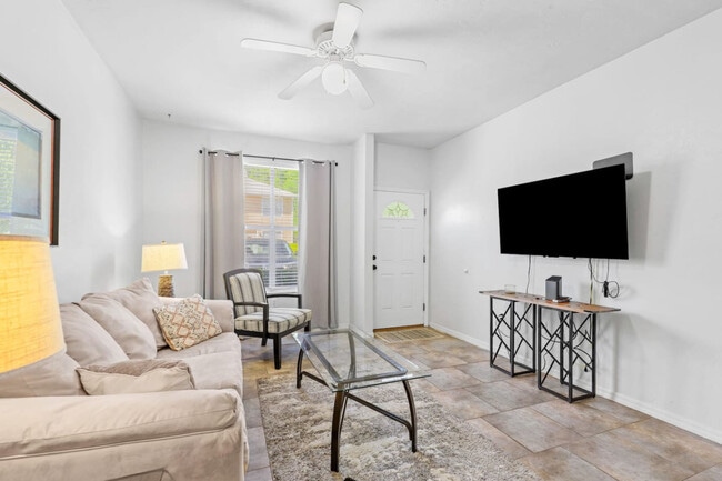 Photo - 4415 SW 34th St Unit ID1359127P