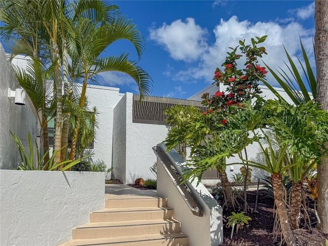 Building Photo - 609 Bayport Wy Unit 609