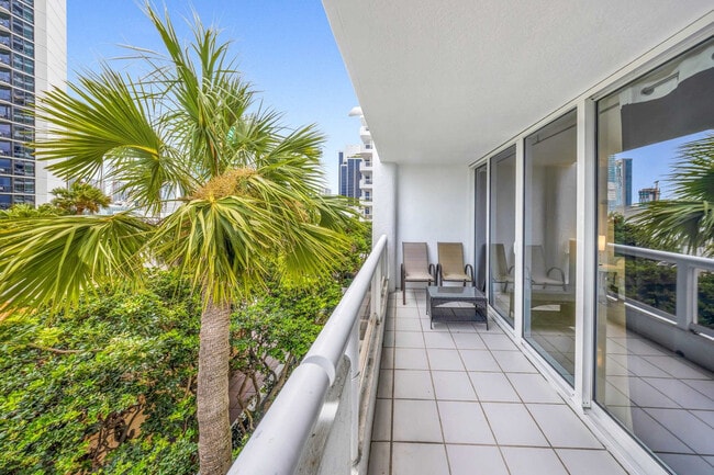 Photo - 1717 N Bayshore Dr Unit ID1281848P