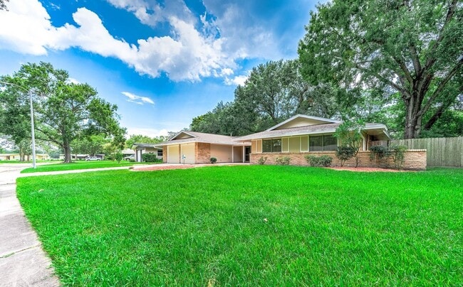 Photo - 1610 Richvale Ln