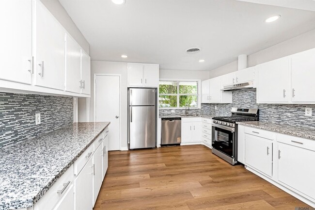 Photo - 8131 Sholar Dr