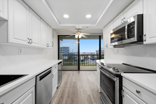 Photo - 400 Island Way Unit 312