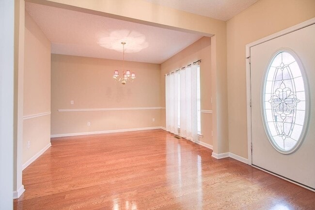 Photo - 183 Vintage Cir