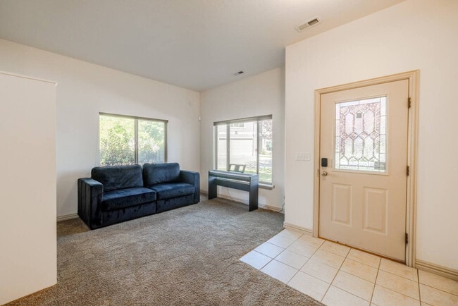 Photo - 210 Edgewood Cir Unit SI ID1607878P