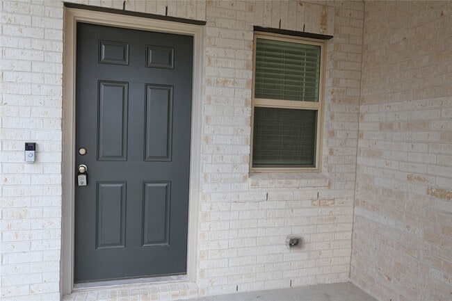 Photo - 16948 Juniper Blossom Bnd