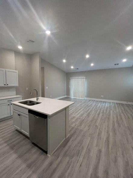 Photo - 12944 E Blake St