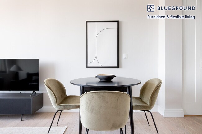 Photo - 155 E 29th St Unit FL32-ID1119