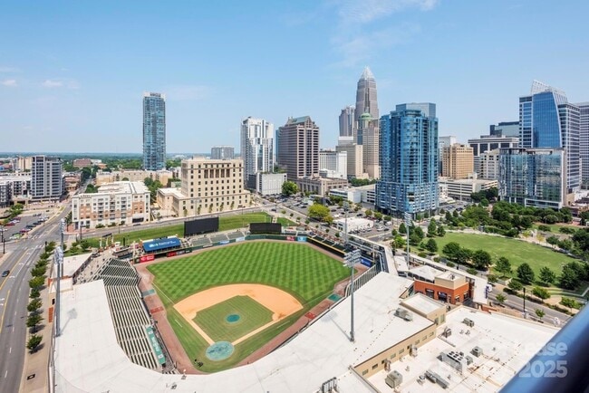 Photo - 401 S Graham St Unit 2C