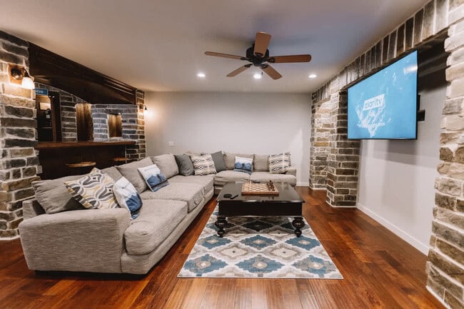 Photo - 1906 Almand Dr Unit ID1369206P