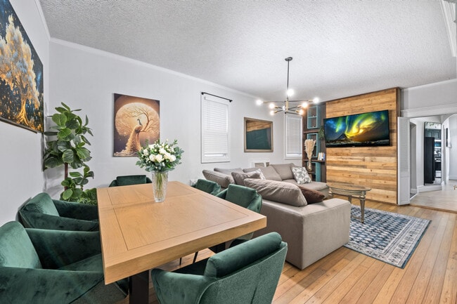 Building Photo - 84 W 42nd St Unit ID1314492P