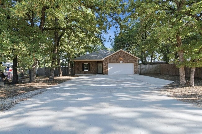 Photo - 1837 Jennifer Ct
