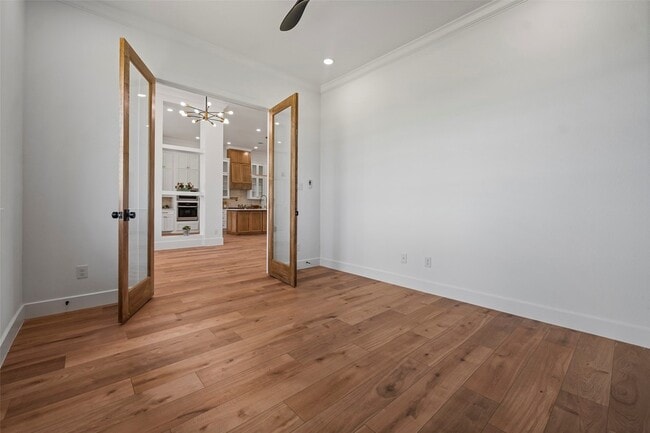 Photo - 413 Chuckwagon Trail