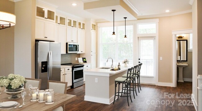 Photo - 17014 Fairmount Way