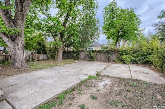 Photo - 517 Hicks Ave