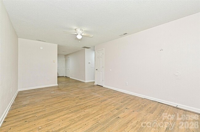 Photo - 1119 Grady St