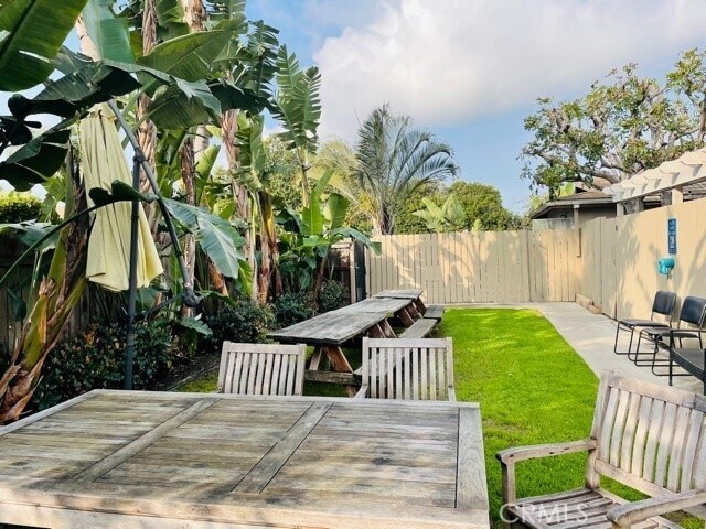 Photo - 17092 Emerald Ln Unit 4