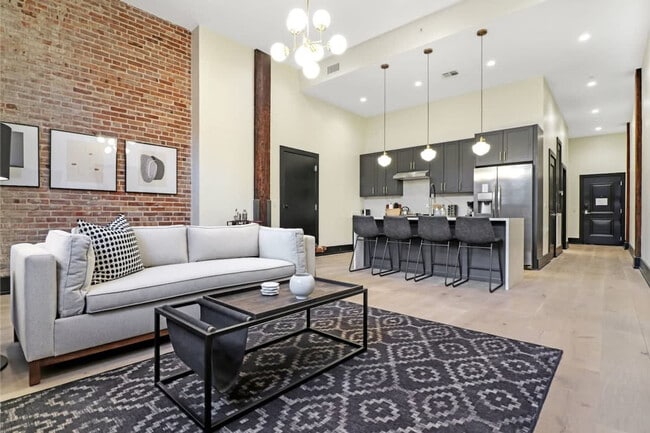 Photo - 1148 S Peters St Unit ID1268745P