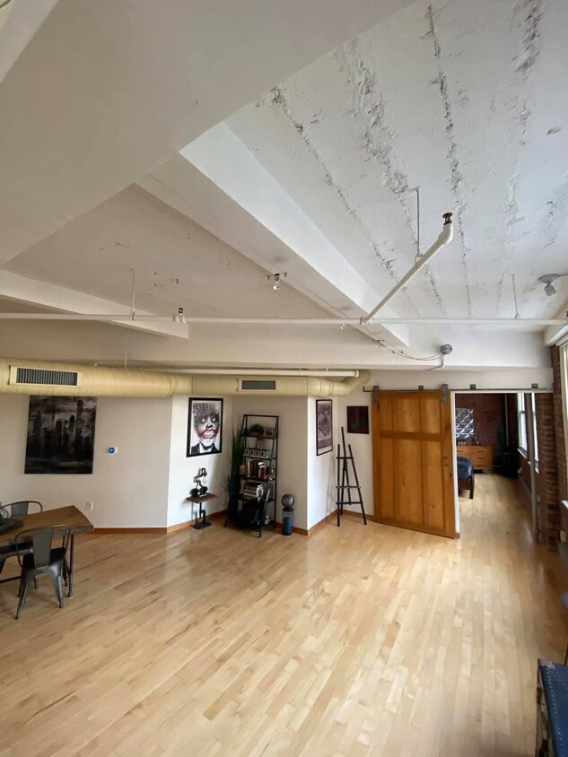 Floor Plan - 1BR/2BA 1350