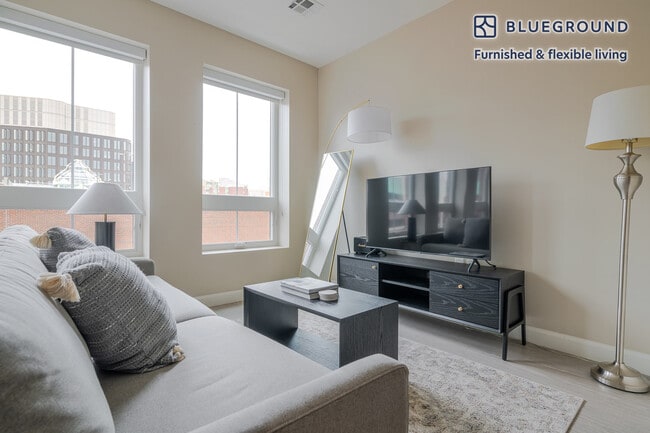 Photo - 21 Charles St Unit FL6-ID919