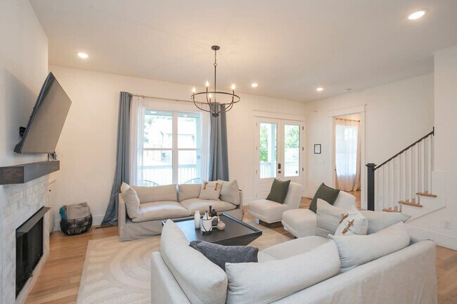 Photo - 106 Walnut Hill Dr Unit ID1312368P