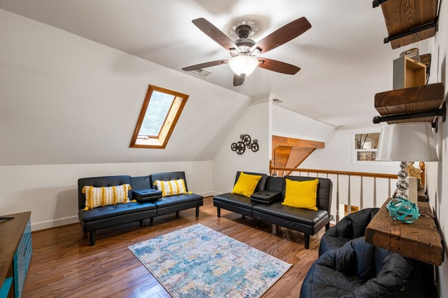 Photo - 29 Dean Rd SE Unit SI ID1234802P