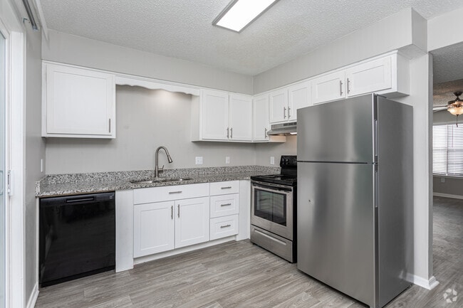 2BR, 1.5BA - 1,000 SF - Hazel - The Life at Rolling Meadows