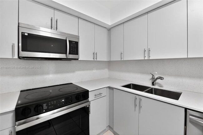 Photo - 7001 NW 15th St Unit 7001