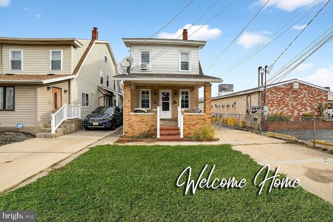 Building Photo - 18 Myrtle Ave