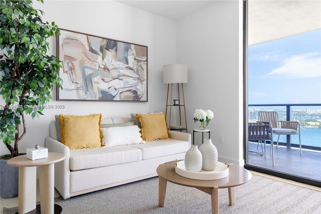 Building Photo - 159 NE 6th St Unit 2916