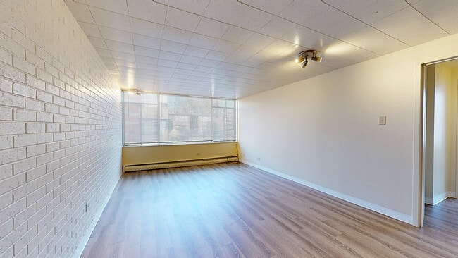 2 Bedroom 770sf - Four Winds