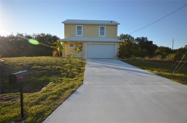 Photo - 272 Pelton Cir