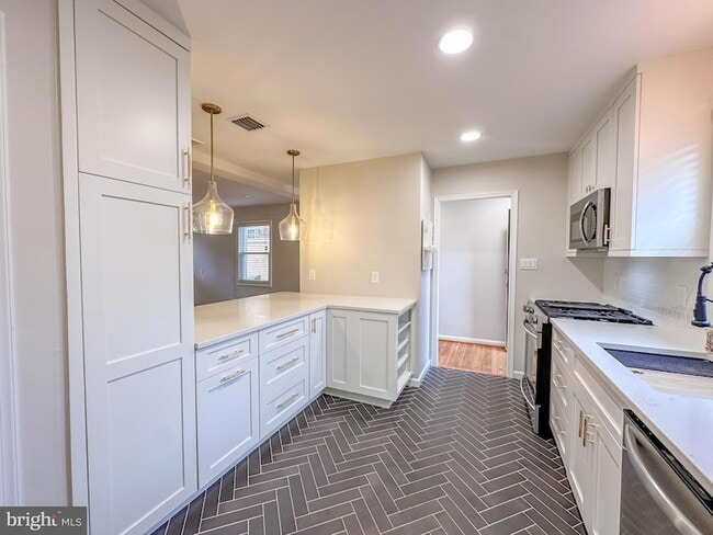 Photo - 226 Guthrie Ave