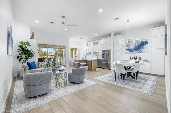 Photo - 630 Lalique Cir