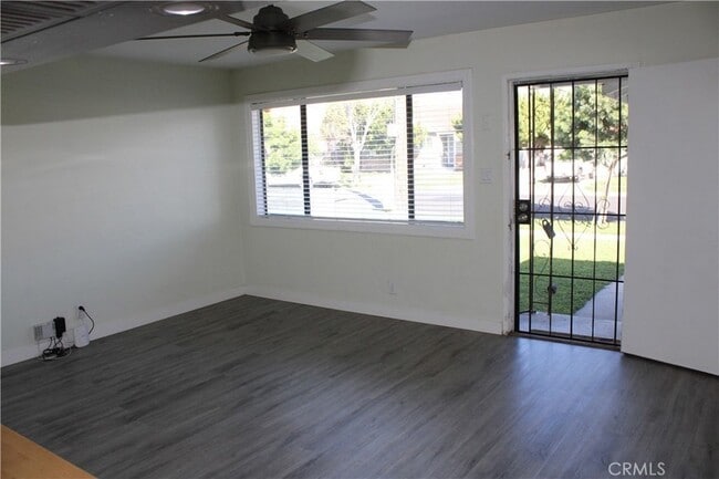 Photo - 11215 Dalwood Ave