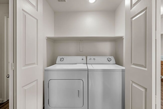 Photo - Villa Lucia Apartments - A Quiet Community located on Figarden Loop