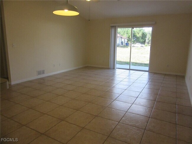 Photo - 4546 28th St SW