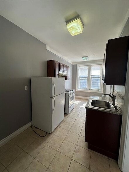 Photo - 661 E 94th St Unit 2F