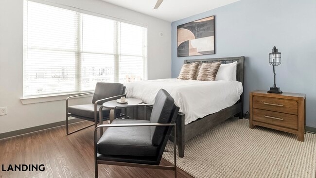 Building Photo - 302 13th St S Unit 627