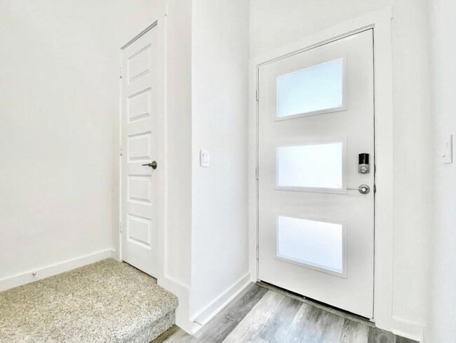 Photo - 7925 Linnie Ln
